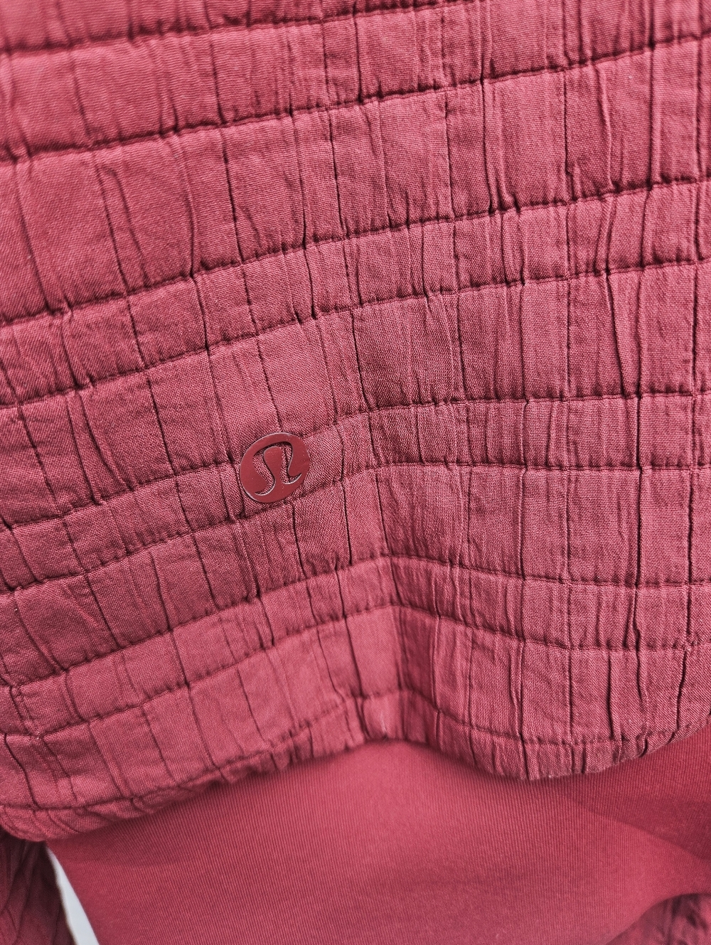 Lululemon Serene Travels Bomber Chianti Size 4 - Picture 7 of 9